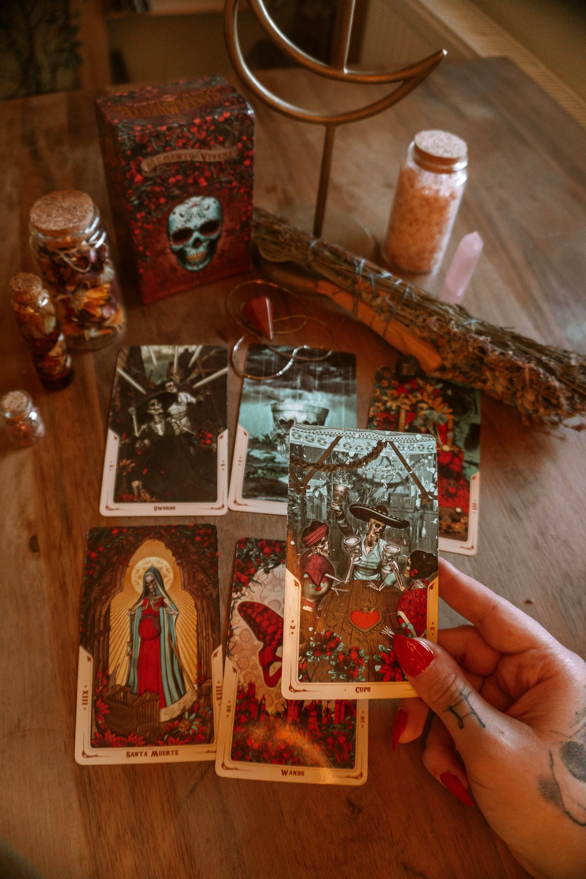 Karmic Attraction Pattern Tarot Reading – Why You Choose the Same Type